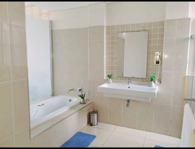 3 BEDROOM APARTMENT FOR SALE IN POINT WATERFRONT